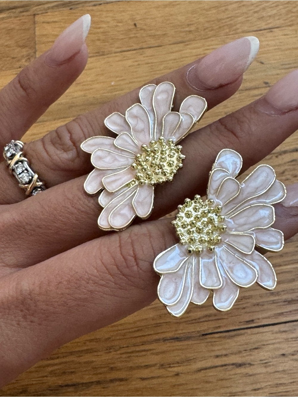 Vintage Pink and Gold Enamel Daisy Earrings